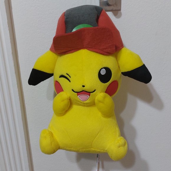 Pokemon The Movie Pikachu With Ash’s Hat Plush Yellow Smiling Cutie - Picture 11 of 11